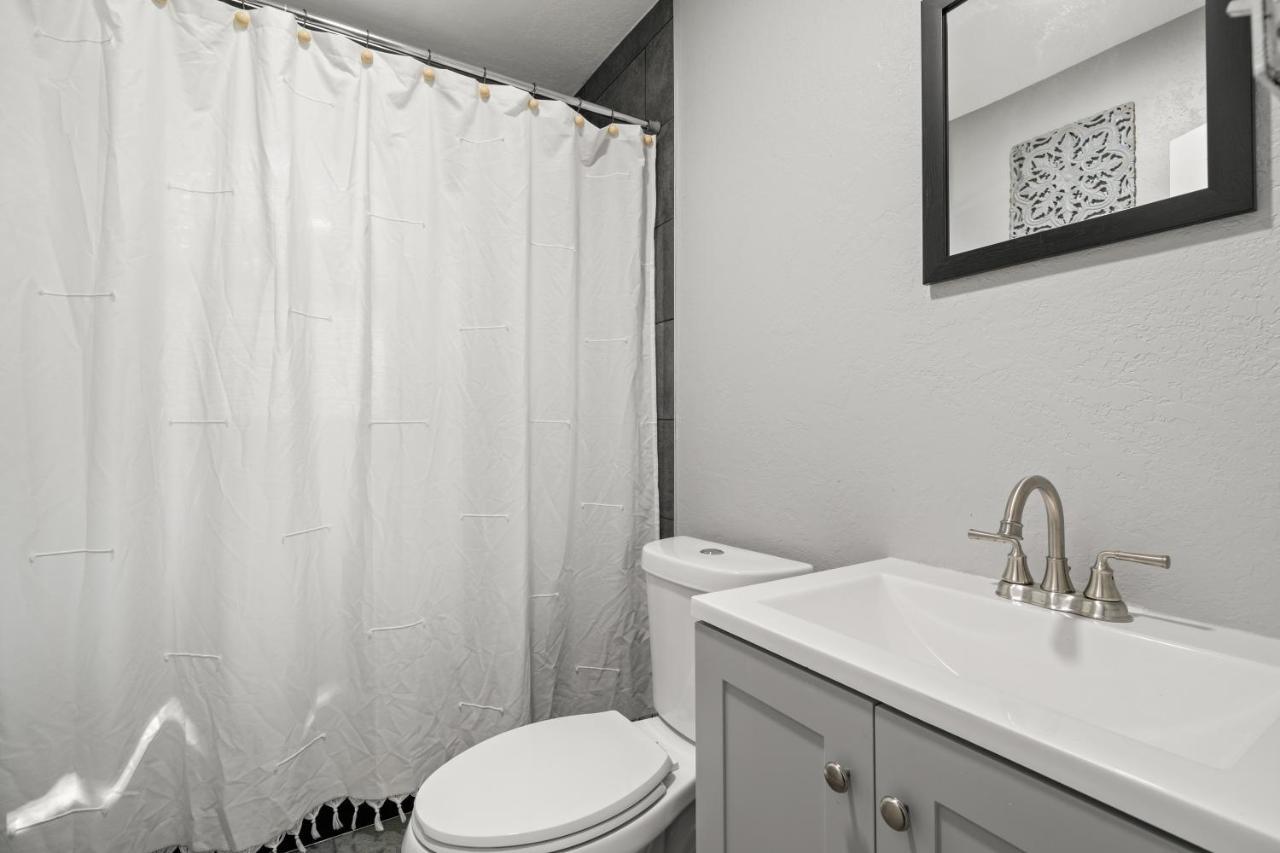 St. Petersburg Downtown Apartments Ngoại thất bức ảnh